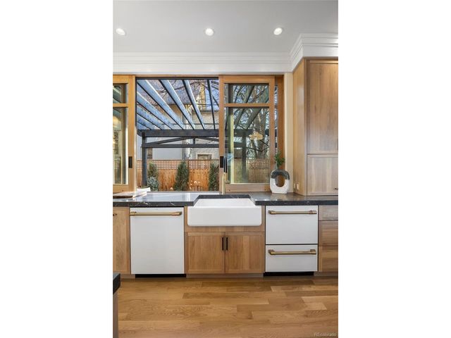 1650 E 7th Ave, Denver, CO 80218