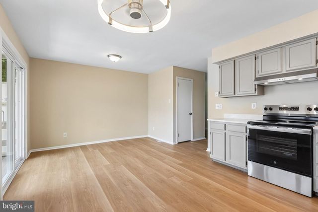 13 EVERGREEN RD, Stowe, PA 19464
