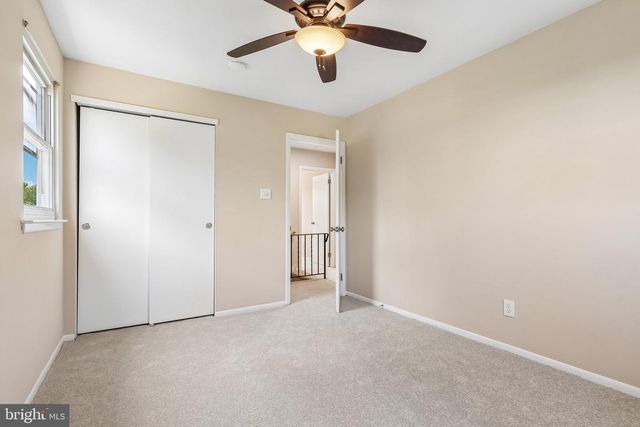 13 EVERGREEN RD, Stowe, PA 19464