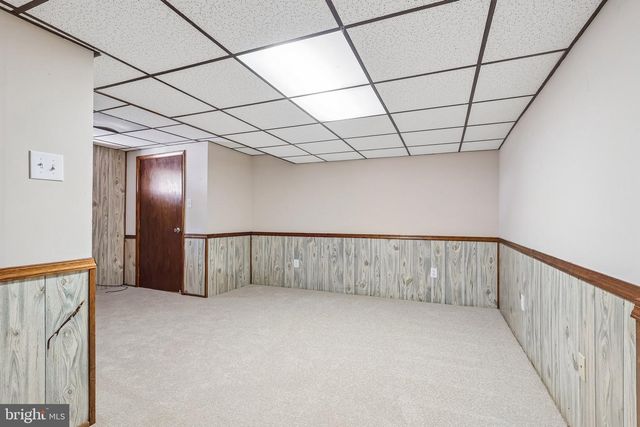 13 EVERGREEN RD, Stowe, PA 19464