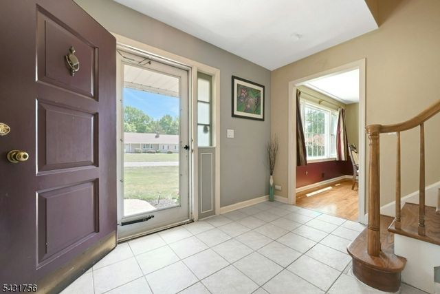 10 Thruway Dr, Bridgewater Twp., NJ 08807
