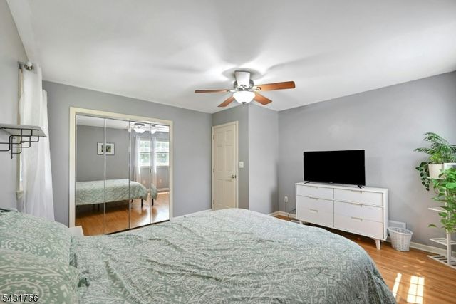 10 Thruway Dr, Bridgewater Twp., NJ 08807
