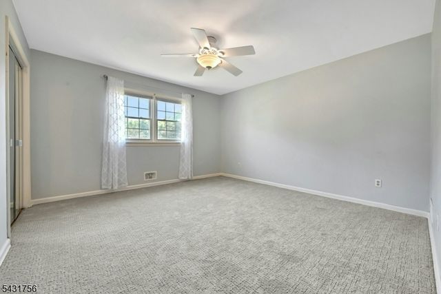 10 Thruway Dr, Bridgewater Twp., NJ 08807