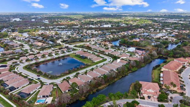 7461 SW Harbor Cove Drive, Stuart, FL 34997