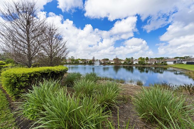 7461 SW Harbor Cove Drive, Stuart, FL 34997