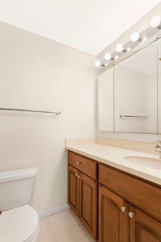 1140 Old Mill Road 304F, Hinsdale, IL 60521