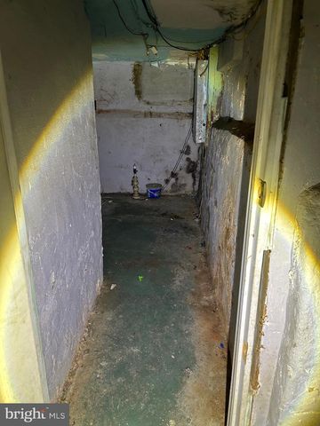 1850 E MADISON ST, Philadelphia, PA 19134