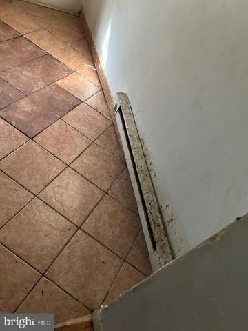 1850 E MADISON ST, Philadelphia, PA 19134