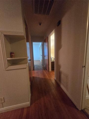5659 Westover Street, Houston, TX 77033