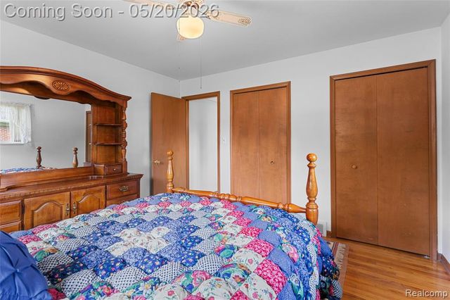 45078 Vanker Avenue, Utica, MI 48317