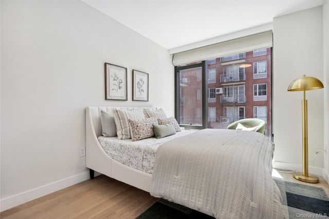 38-20 Parsons Boulevard 607, Flushing, NY 11354