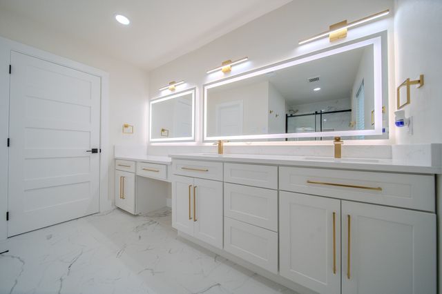 3505 Shady Brook Circle, Garland, TX 75043