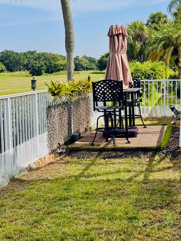 1081 WILSHIRE Circle E, Pembroke Pines, FL 33027