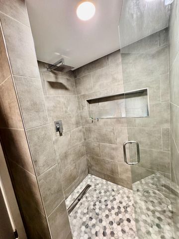 1081 WILSHIRE Circle E, Pembroke Pines, FL 33027