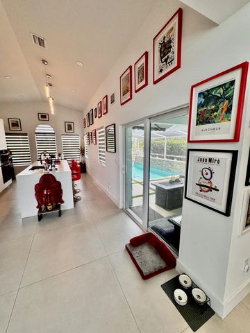 1081 WILSHIRE Circle E, Pembroke Pines, FL 33027