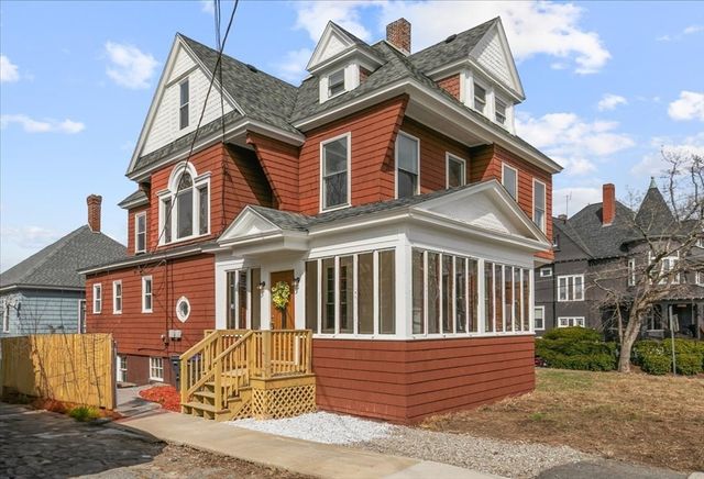106 Ridge Ave., Athol, MA 01331