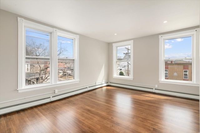 106 Ridge Ave., Athol, MA 01331