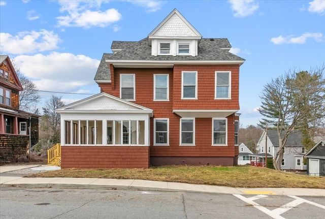106 Ridge Ave., Athol, MA 01331