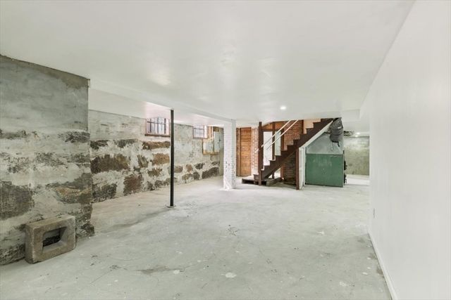 106 Ridge Ave., Athol, MA 01331