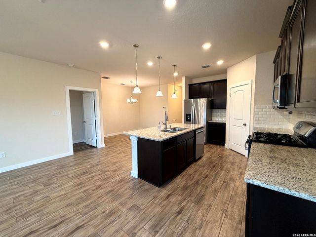14615 Running Wolf, San Antonio, TX 78245