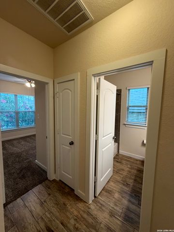 14615 Running Wolf, San Antonio, TX 78245