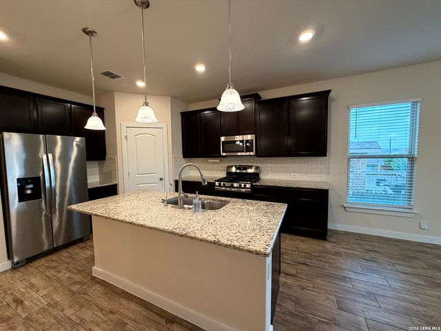 14615 Running Wolf, San Antonio, TX 78245