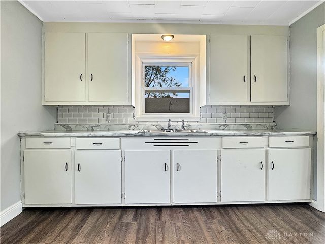 206 E Poplar Street, St Paris, OH 43072
