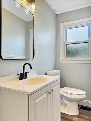 206 E Poplar Street, St Paris, OH 43072