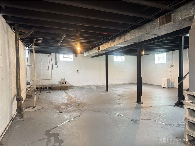 206 E Poplar Street, St Paris, OH 43072