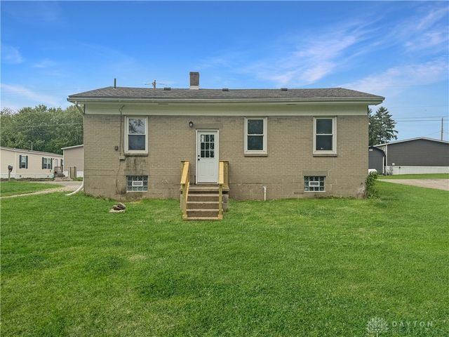 206 E Poplar Street, St Paris, OH 43072
