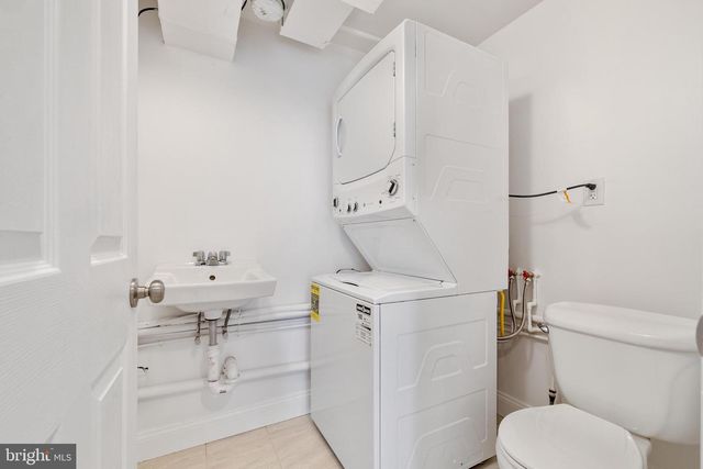 8012 WYNBROOK RD, Baltimore, MD 21224