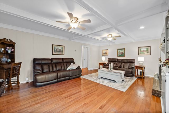 407 Marietta Dr, Hopkinsville, KY 42240