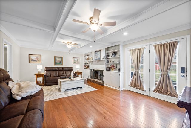 407 Marietta Dr, Hopkinsville, KY 42240