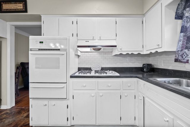 407 Marietta Dr, Hopkinsville, KY 42240