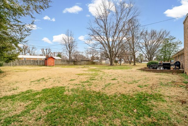 407 Marietta Dr, Hopkinsville, KY 42240