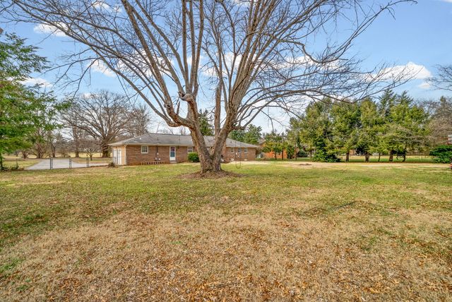 407 Marietta Dr, Hopkinsville, KY 42240