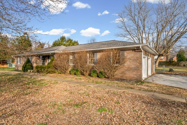 407 Marietta Dr, Hopkinsville, KY 42240