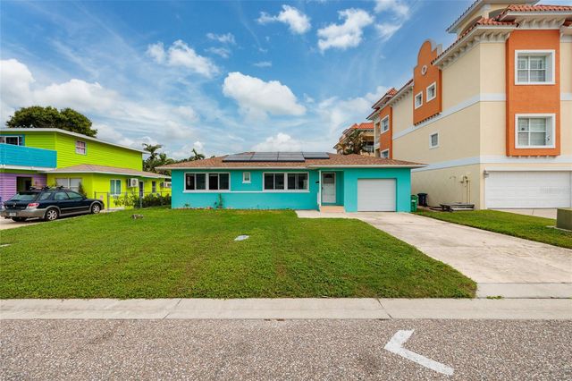 136 175TH TERRACE DRIVE E, Redington Shores, FL 33708