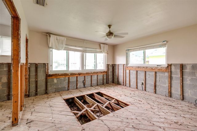 136 175TH TERRACE DRIVE E, Redington Shores, FL 33708