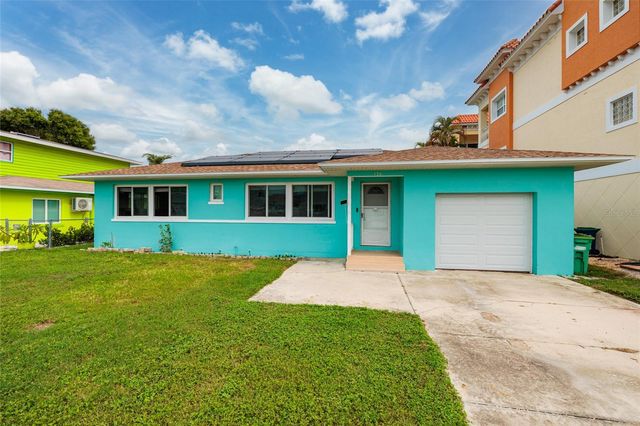 136 175TH TERRACE DRIVE E, Redington Shores, FL 33708