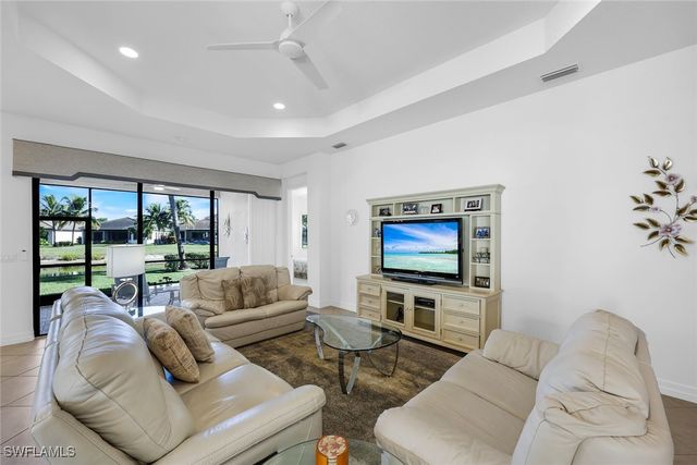 4019 Aspen Chase DR, Naples, FL 34119