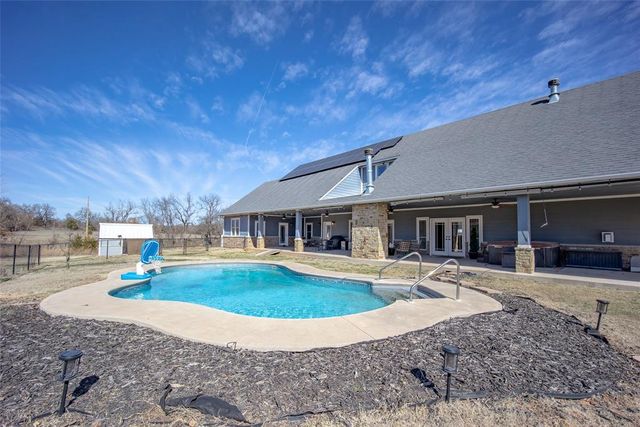 22909 Crosstimbers Drive, Blanchard, OK 73010