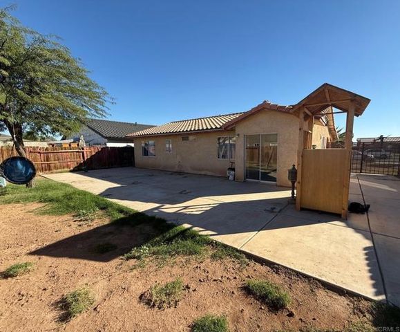 26 W Pheasant Street, Heber, CA 92249