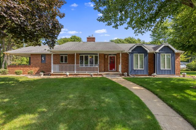 1905 Juniper Street SW, Demotte, IN 46310