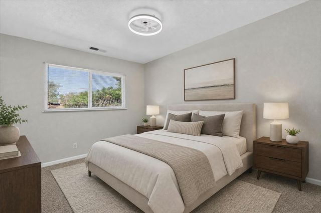 329 Mankin Street NE, Albuquerque, NM 87123