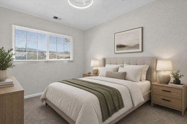 329 Mankin Street NE, Albuquerque, NM 87123