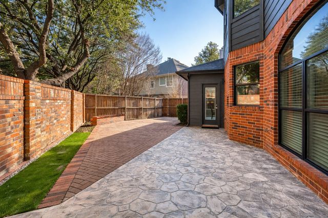 14624 Dickenson Court, Addison, TX 75001