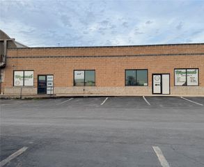 301 E Cherokee Street E1 & E2, Lindsay, OK 73052
