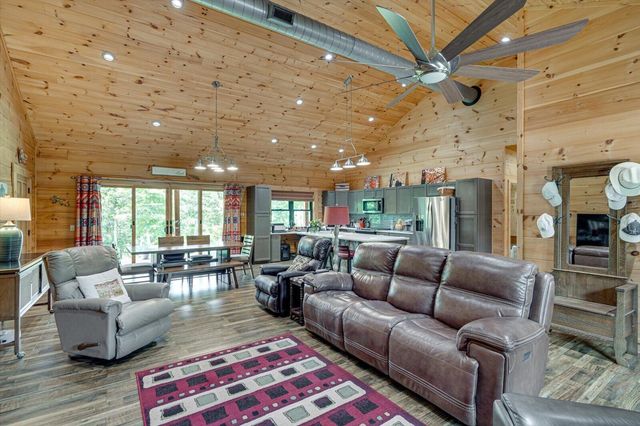 4051 Busters Run, Ooltewah, TN 37363