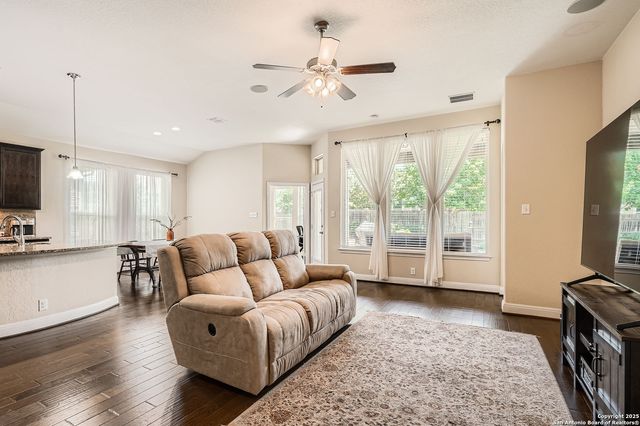 2253 Sun Stone, New Braunfels, TX 78130